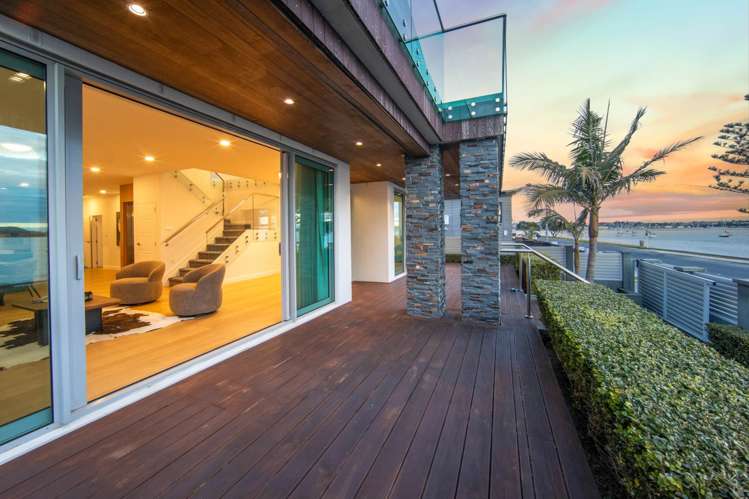 9 The Parade Bucklands Beach_31