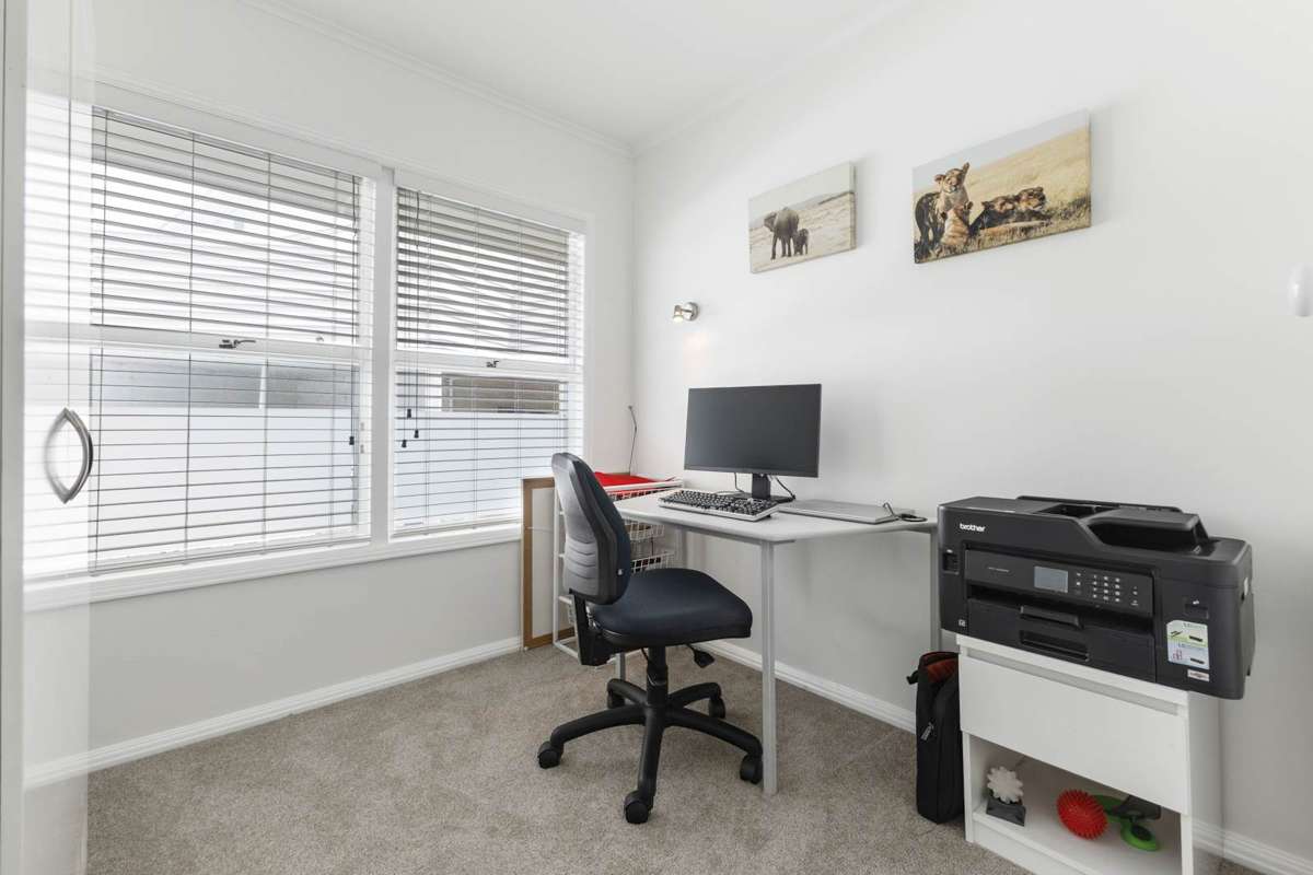 2/11 Felton Mathew Avenue_4