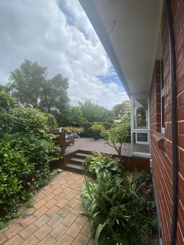 96 Middle Road Allenton_56