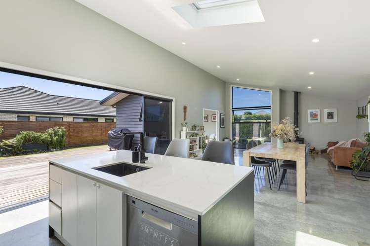 1 Armstrong Avenue Waitara_8