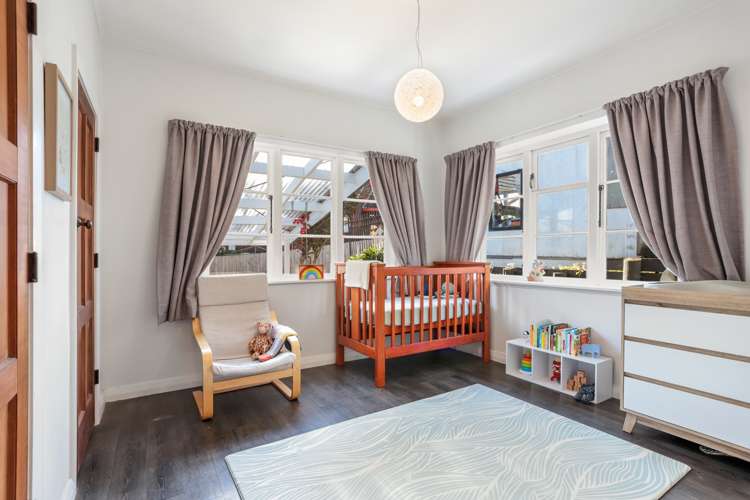 2/18 Reid Road New Lynn_8