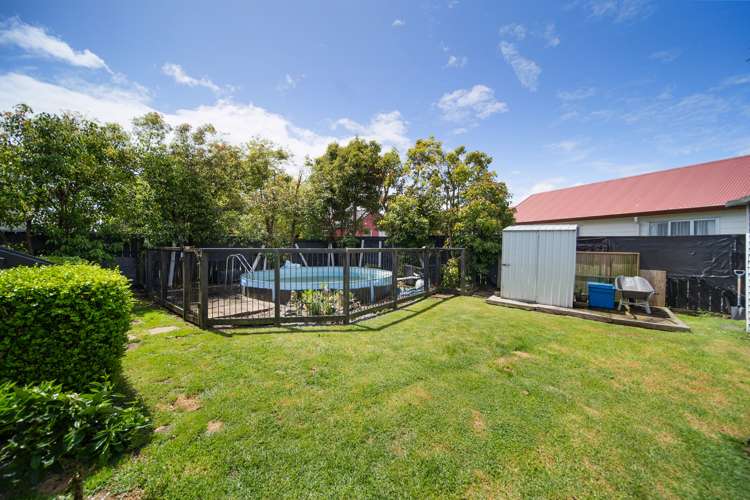 37 Seaward Place Wattle Downs_14