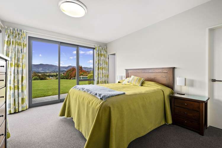 1 Hardie Place Albert Town_9