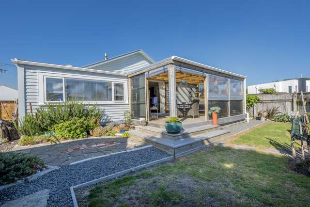 7 Barber Street Foxton Beach_1