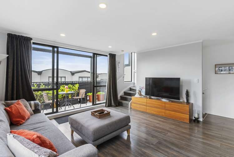 2/8 Flynn Street Birkdale_7