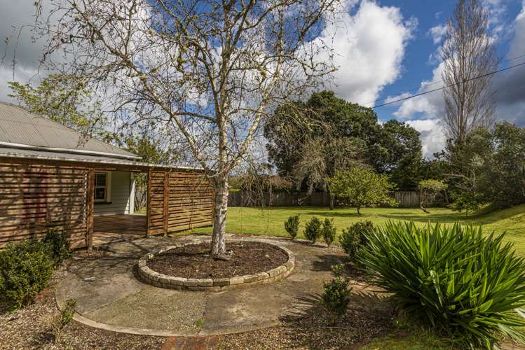 2 Edward Road Tamaterau_21