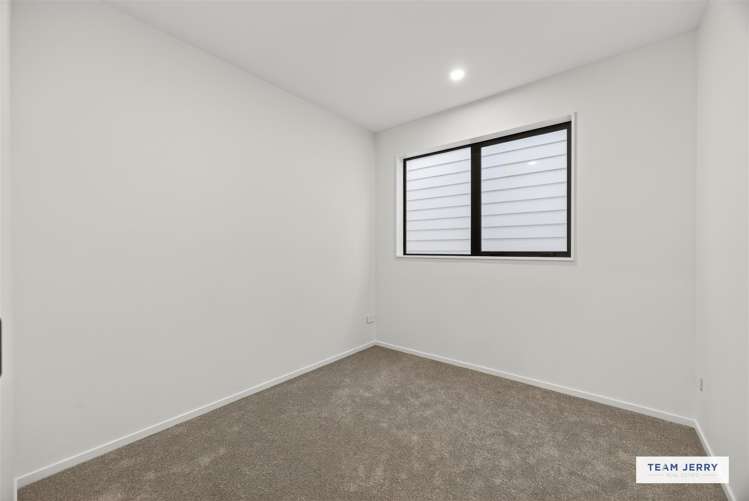 27 Jandell Crescent Bucklands Beach_14
