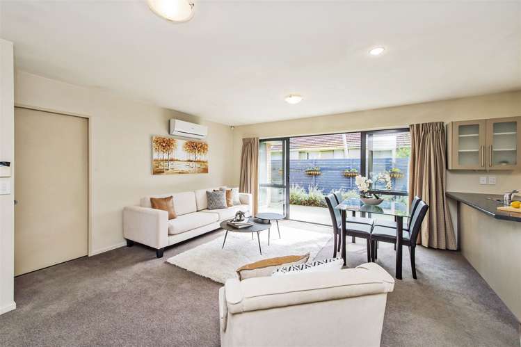 2/453 Greers Road Bishopdale_5