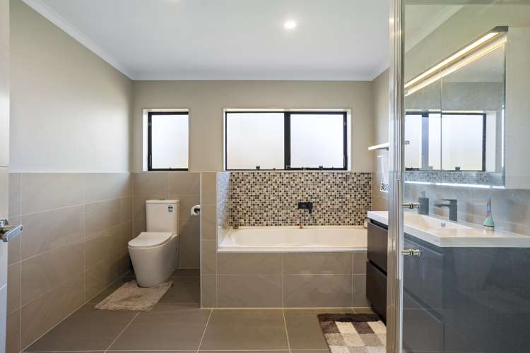 14 Vivaldi Place Mount Roskill_13