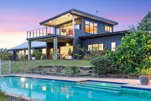 PRIVATE KARAKA ESTATE - SUMMER STARTS HERE