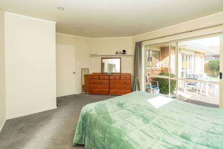 9 Bouverie Crescent Flagstaff_14