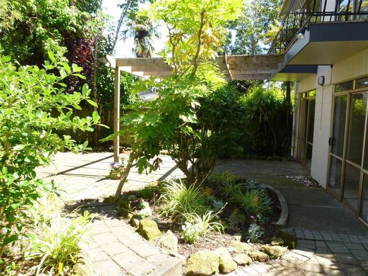 6b Pelorus Street Glenview_12