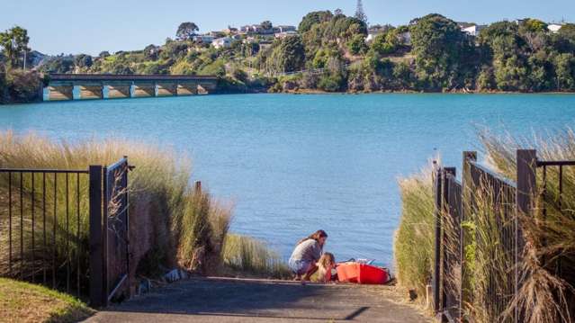 Raglan Waterfront - Lifestyle Without Limits