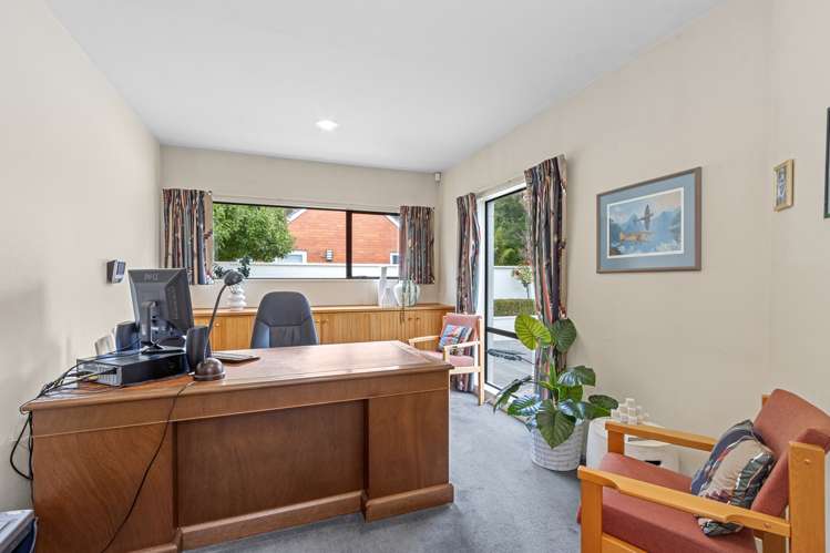 6 Thurlestone Place Burnside_26