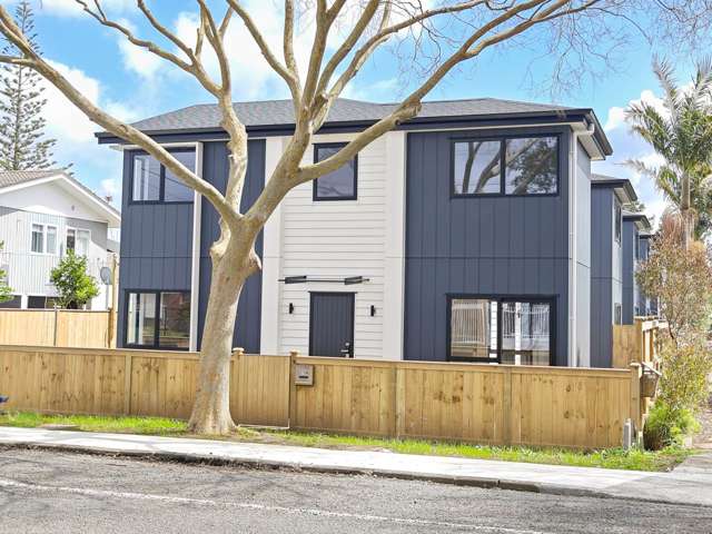 A Quality Above: Freestanding Homes