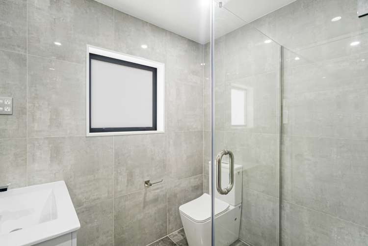 10 Drumnaconagher Road Flat Bush_15