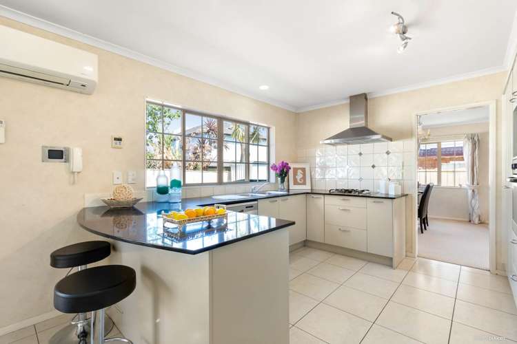 85 Middlefield Drive Flat Bush_7
