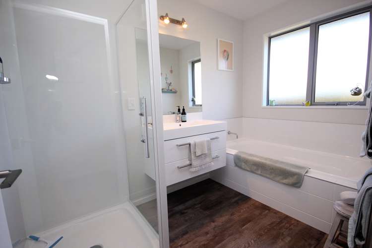 15 Saint Adela Place Woolston_13