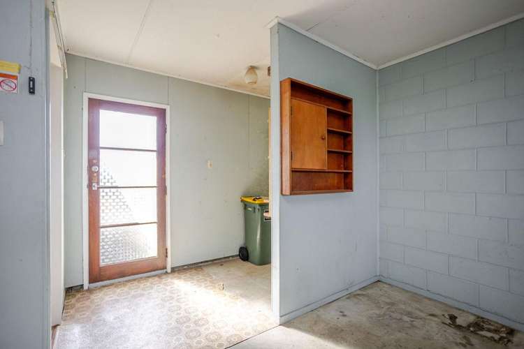25 McPhee Street Dannevirke_19