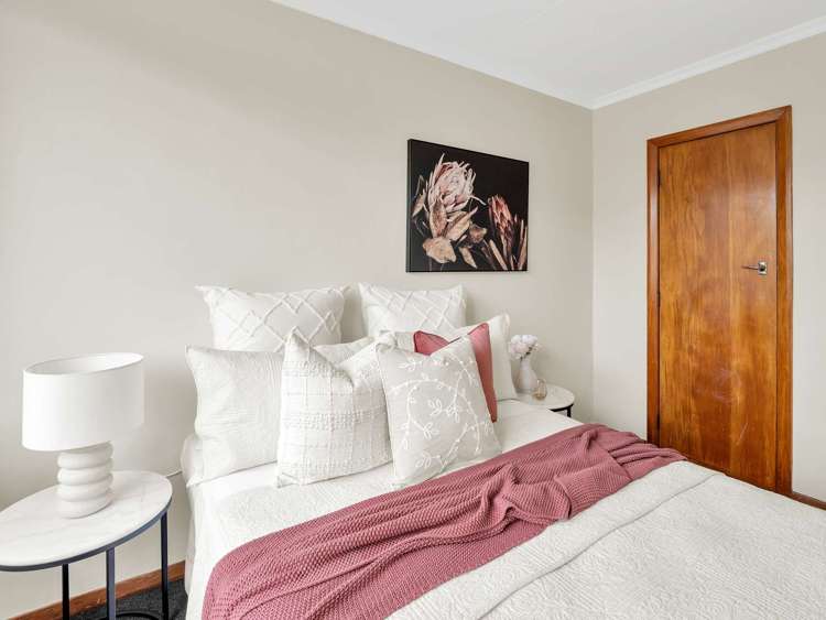 2/84 Linton Street West End_12