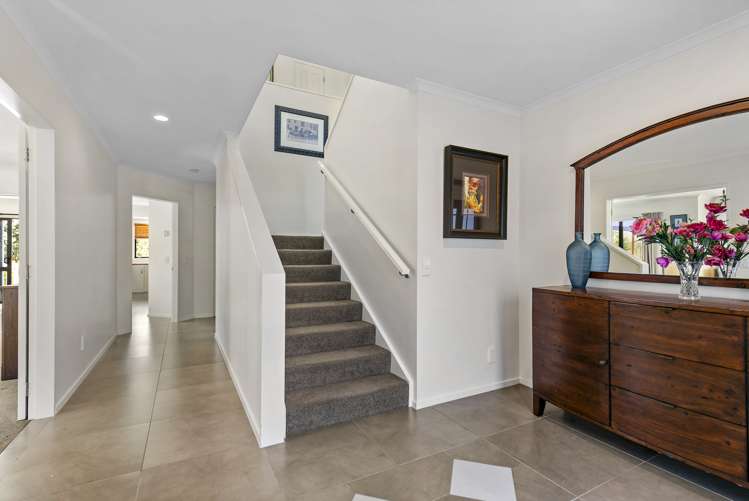 32 Amesbury Drive Churton Park_16