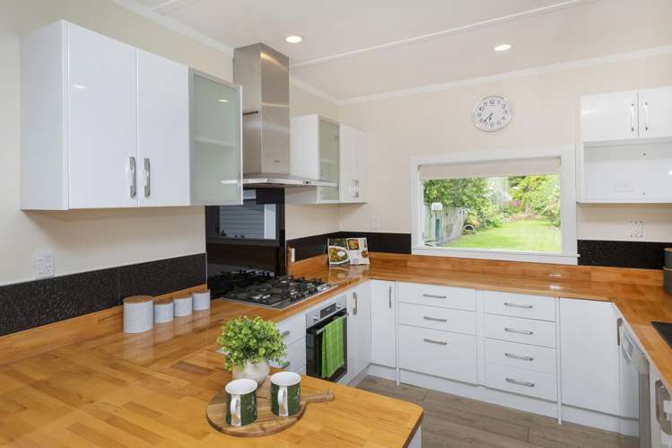 56 Herbert Road Te Hapara_1