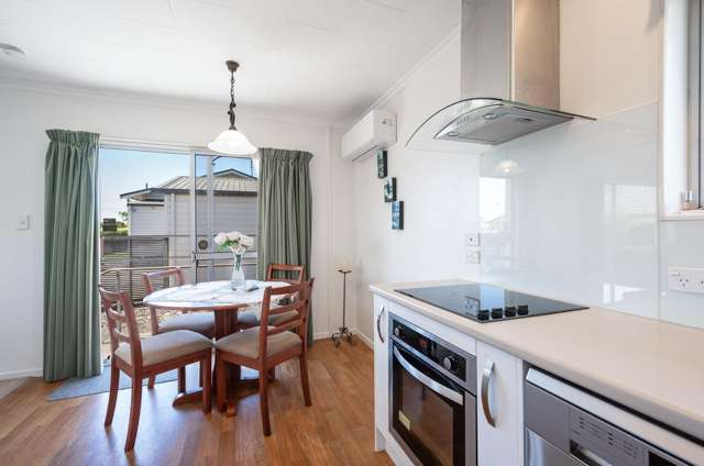 1/151a Queen Street Richmond_2