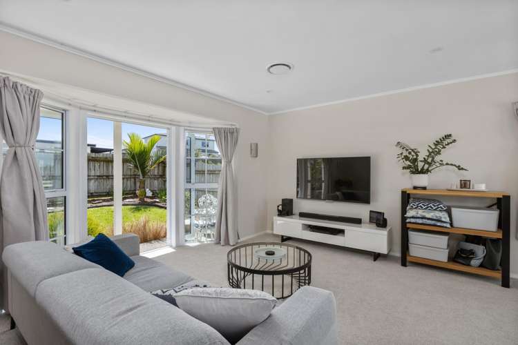 9 Amorino Drive Red Beach_4