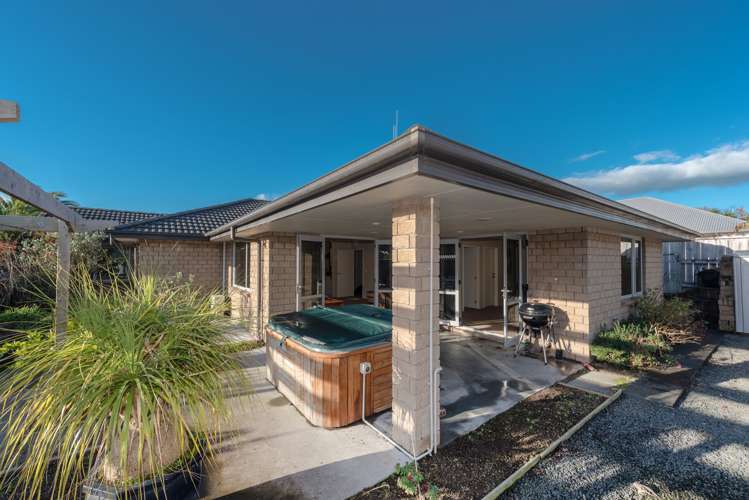 17 Hawkridge Rise Huntington_5