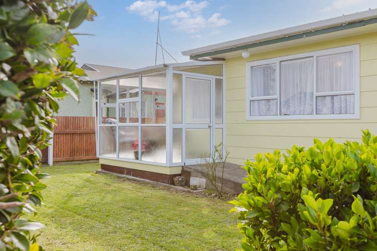 5 Edward Street Pahiatua_12