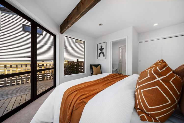 138b Wynyard Crescent Fernhill/Sunshine Bay_15