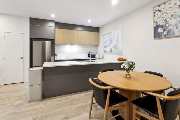 2/20 Eban Avenue Hillcrest_10