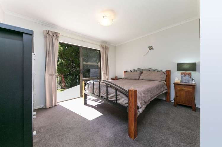 1/6 Sonnenberg Way Titirangi_6