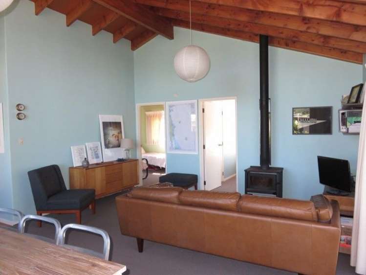 128 Bambury Place Onemana_13