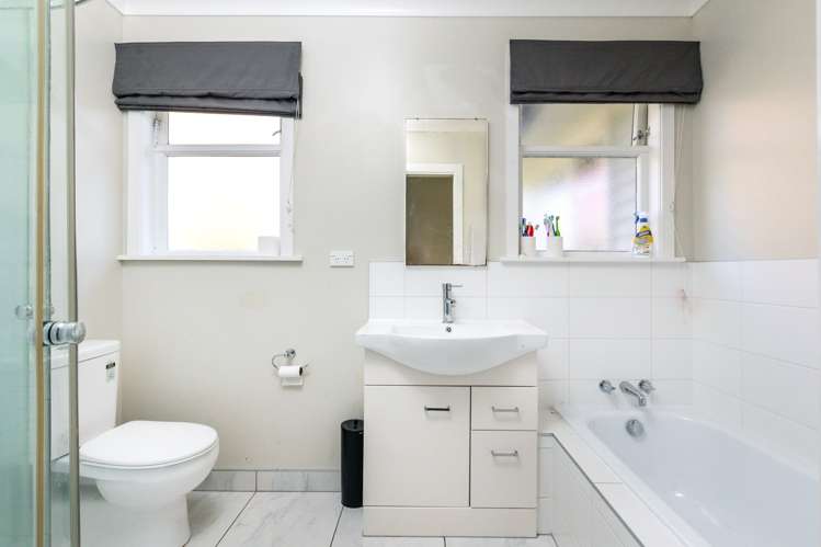 14 Gill Crescent Redwoodtown_9