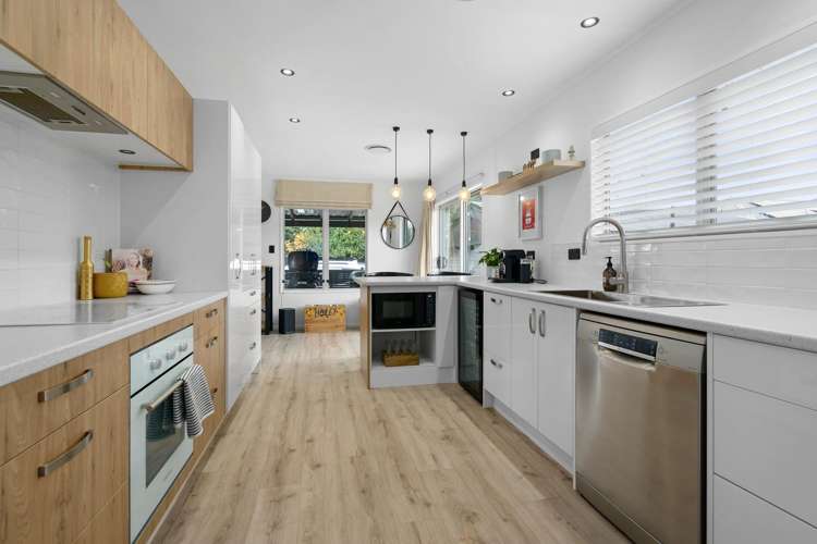 6 Kelly Road_3