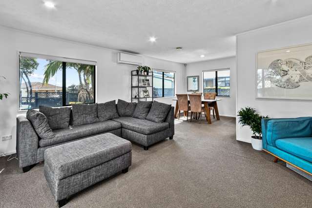 18 Hadley Wood Drive Wattle Downs_3