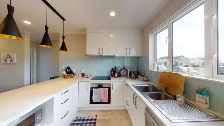 23 Stitchbird Crescent Papakura_3