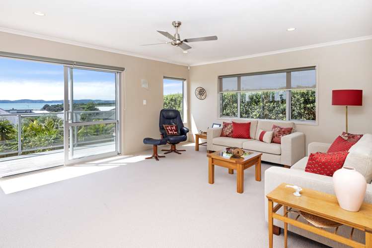 10 Liberty Crescent Beachlands_9