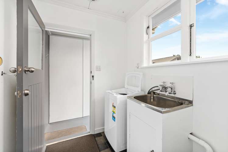 23 Seddon Street Takaro_15