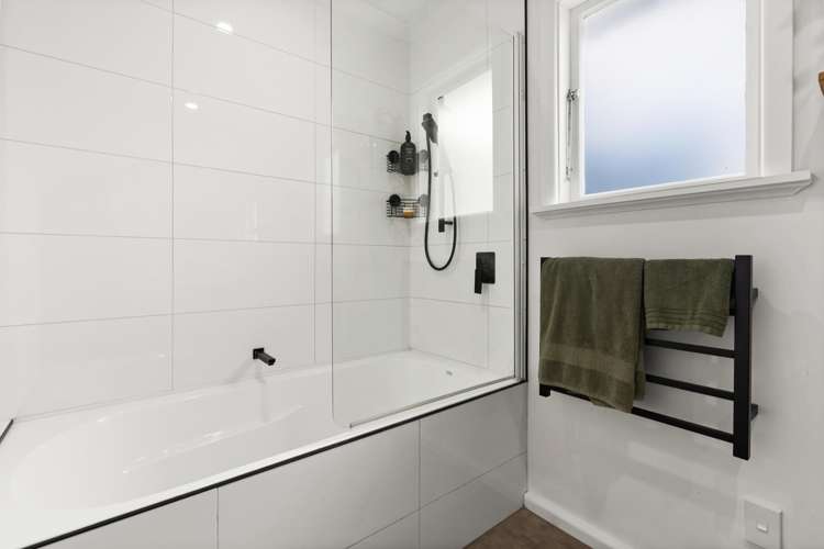 5 Gavin Black Street Meeanee_19