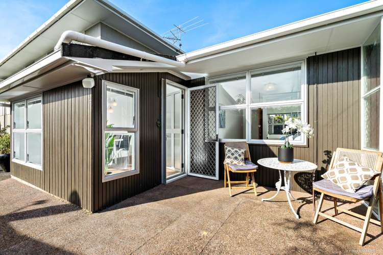 2/9 Buxton Street Point Chevalier_11