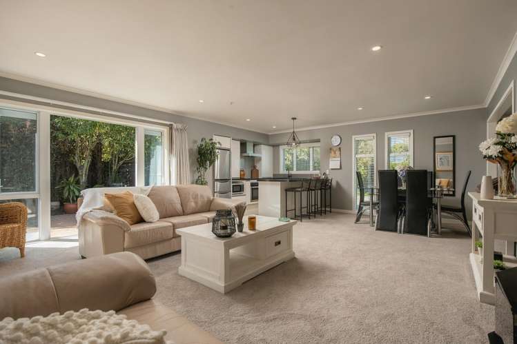1/7 Puriri Street Hilltop_1