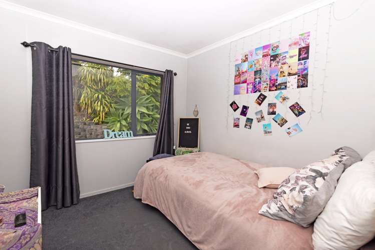 29 Chadlington Avenue Henderson_13