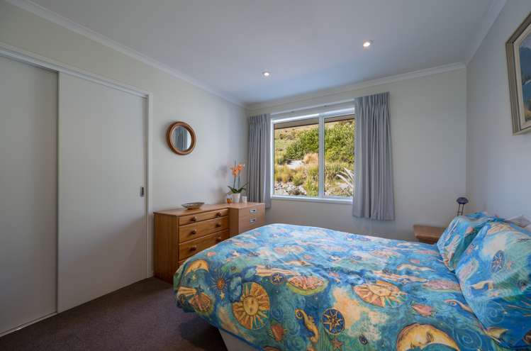 5 Norfolk Place Stoke_16