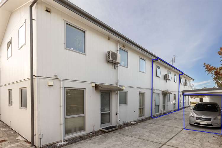 2/31 Clissold Street Merivale_8