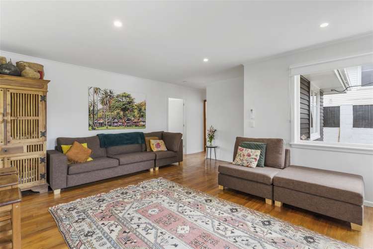 7 Hughes Terrace Te Atatu Peninsula_14