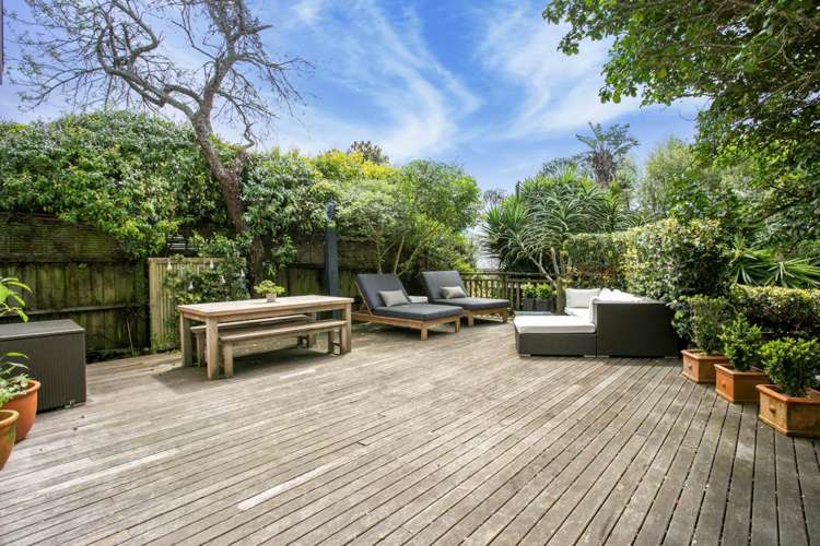 29 Seccombes Road Epsom_8