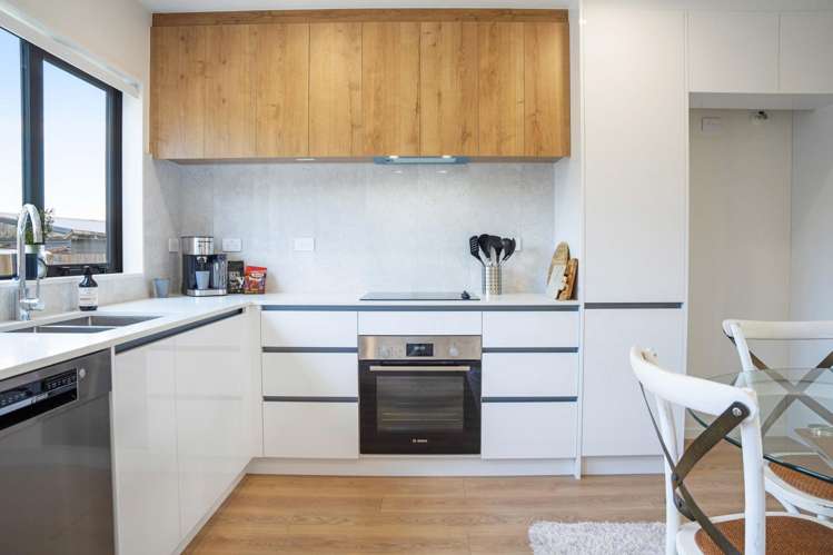 28 Mckinstry Avenue Mangere East_7