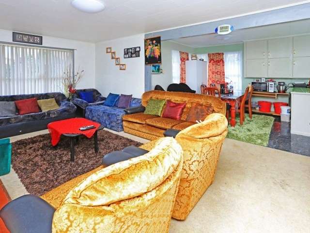 9 Ashgrove Road Mangere_2